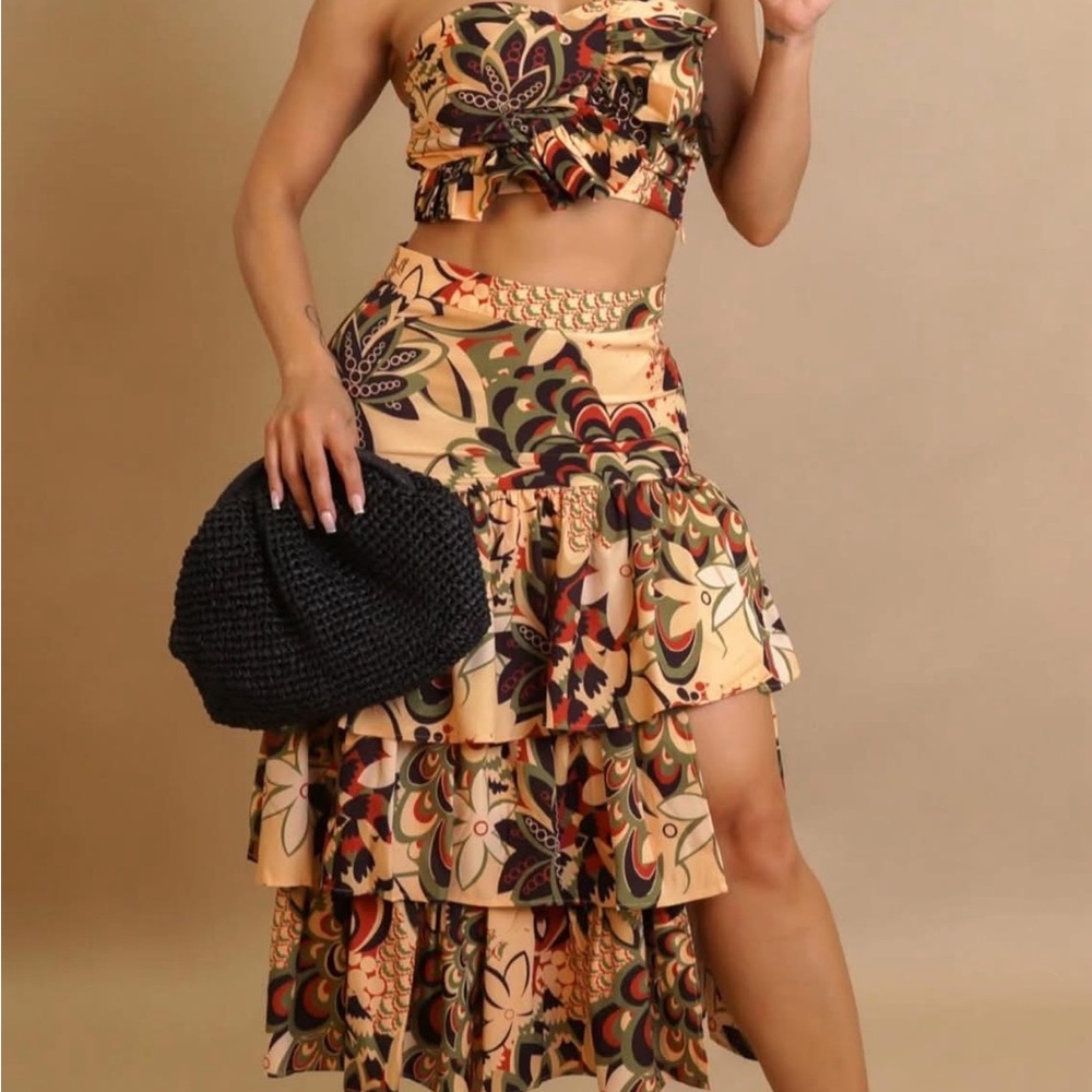 Floral Print Tiered Skirt